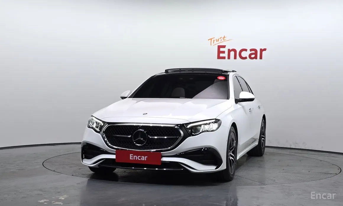 Фото 3 - Mercedes-Benz E-Class