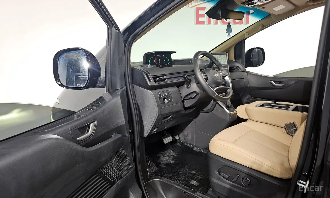 Фото 10 - Hyundai Staria