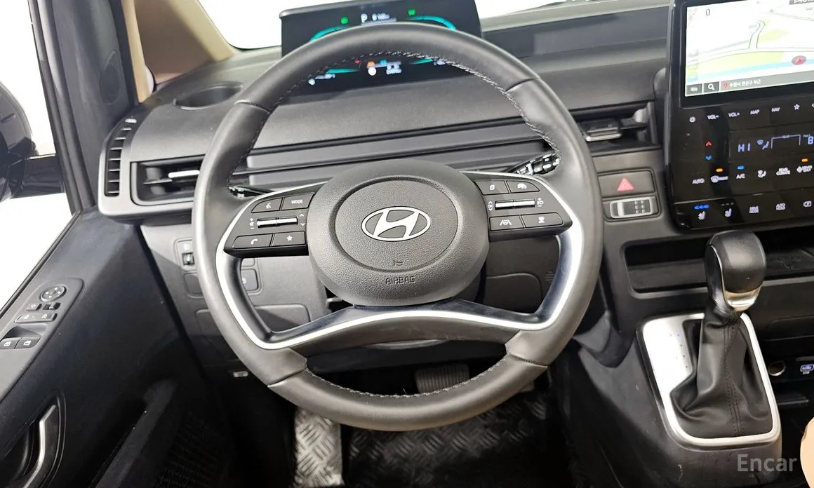 Фото 13 - Hyundai Staria