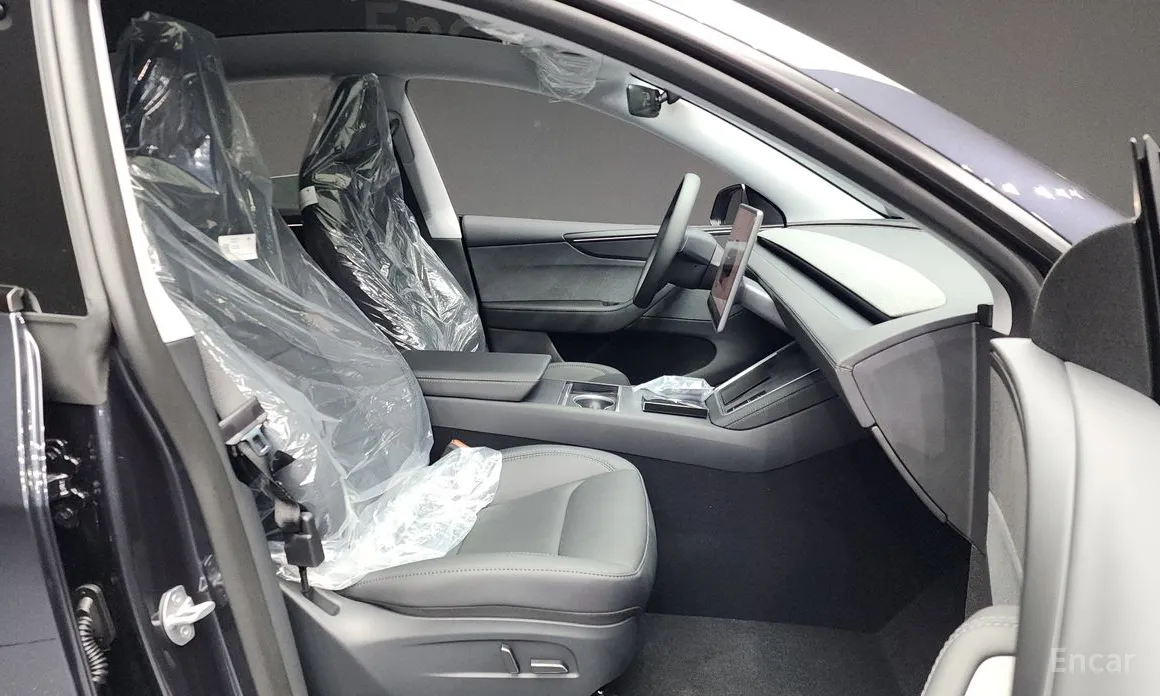 Фото 12 - Tesla Model Y