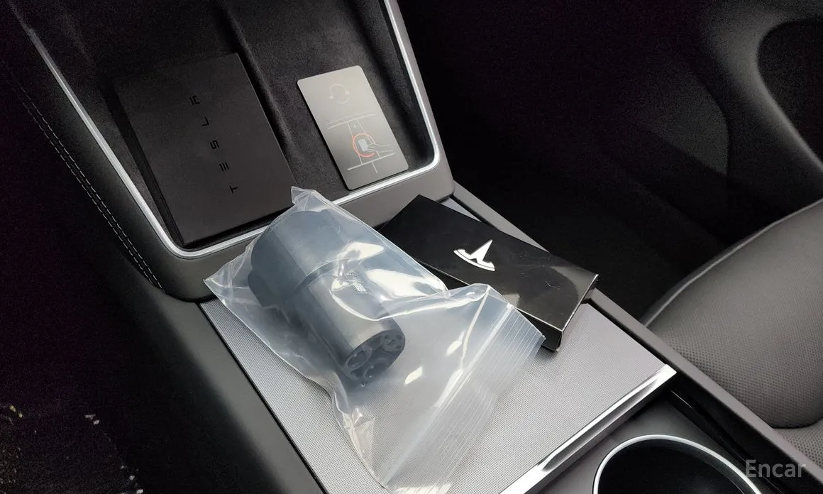 Фото 19 - Tesla Model Y