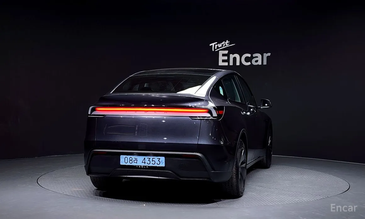 Фото 4 - Tesla Model Y