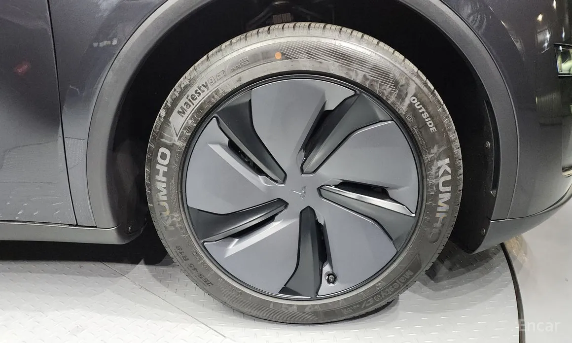 Фото 5 - Tesla Model Y