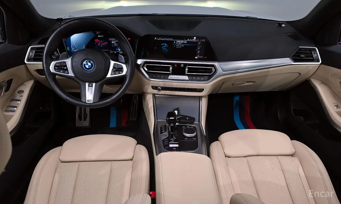 Photo 7 - BMW 3 Series