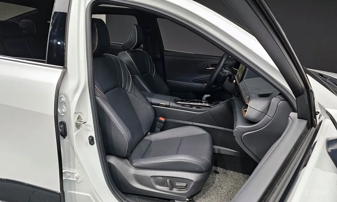 Фото 12 - Toyota Crown