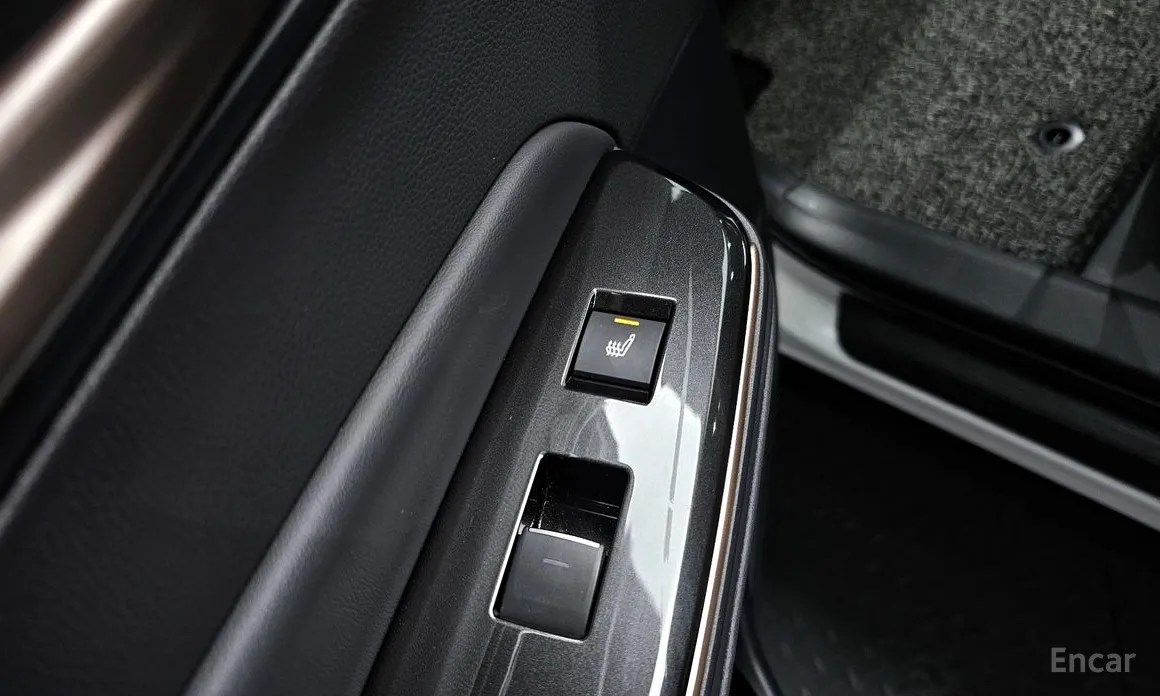 Фото 17 - Toyota Crown