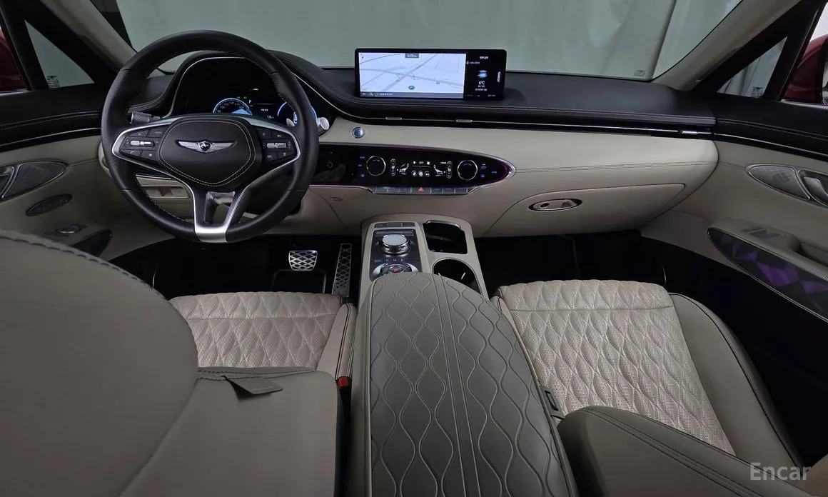 Photo 7 - Genesis GV70