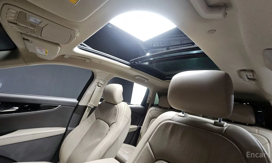 Фото 18 - Lincoln Nautilus