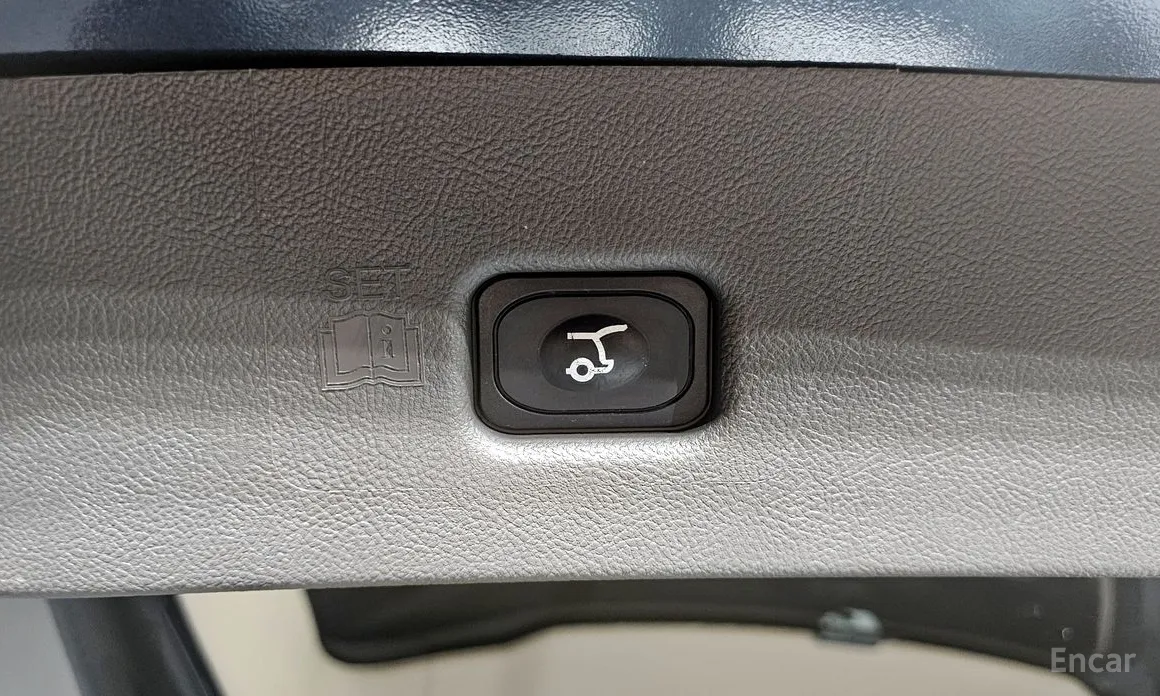 Фото 20 - Lincoln Nautilus