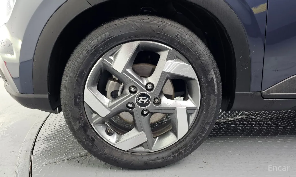 Фото 5 - Hyundai Venue