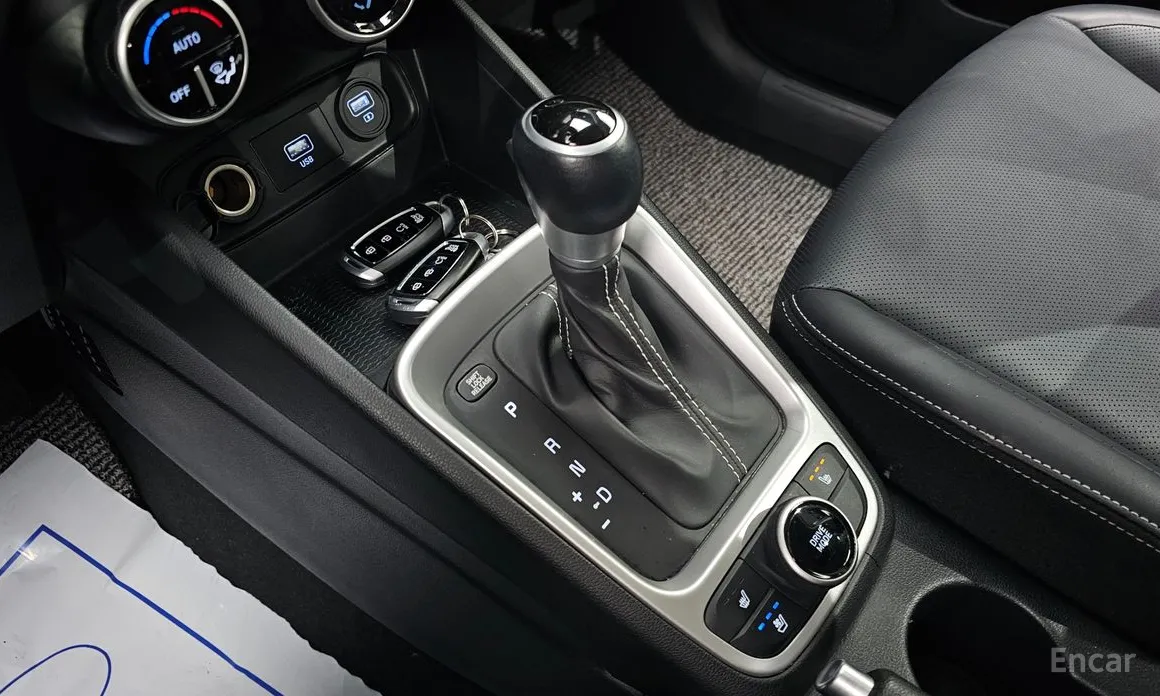 Фото 9 - Hyundai Venue