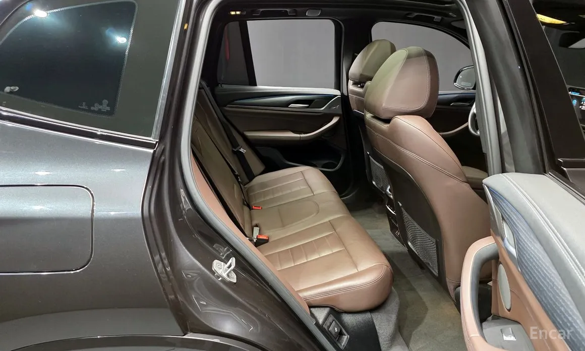 Фото 12 - BMW iX3