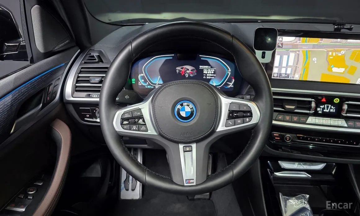 Фото 13 - BMW iX3