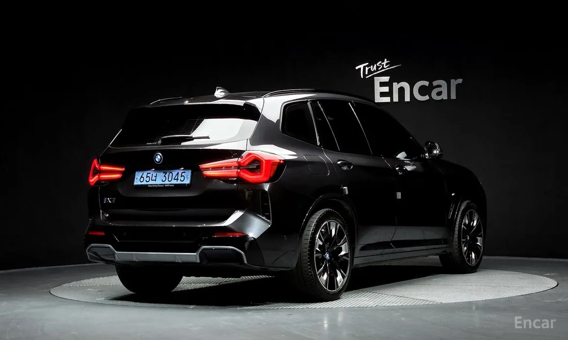 Фото 2 - BMW iX3