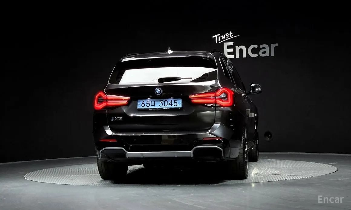 Фото 4 - BMW iX3