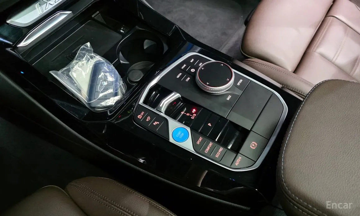 Фото 9 - BMW iX3