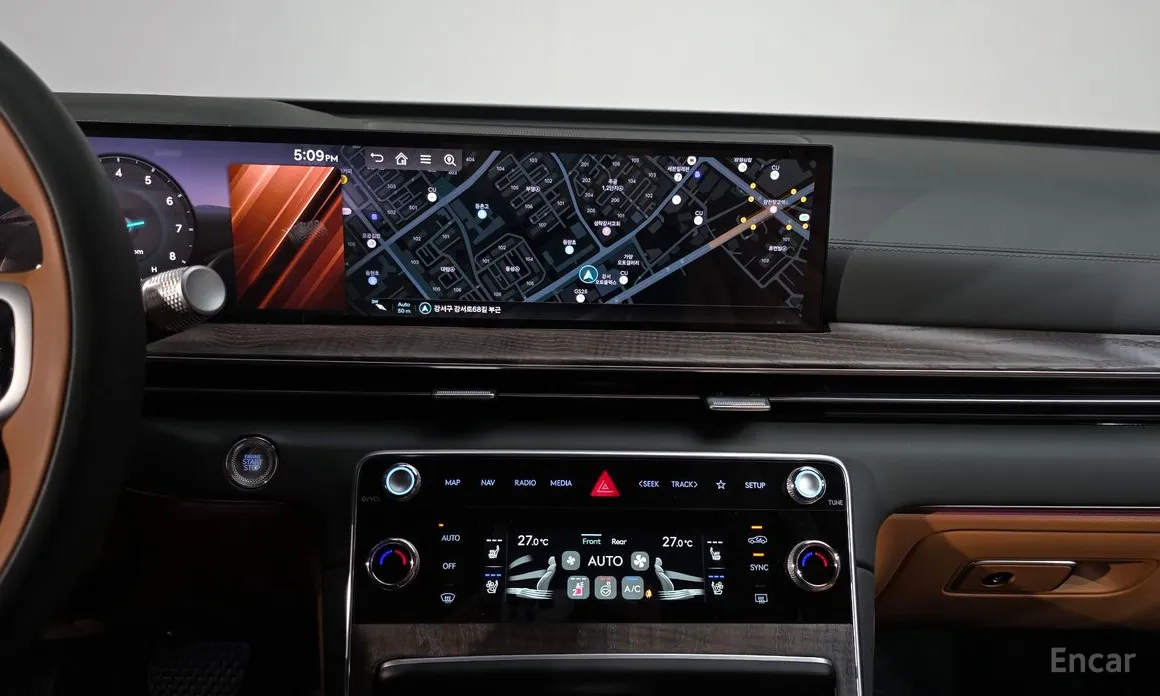 Фото 14 - Genesis GV80