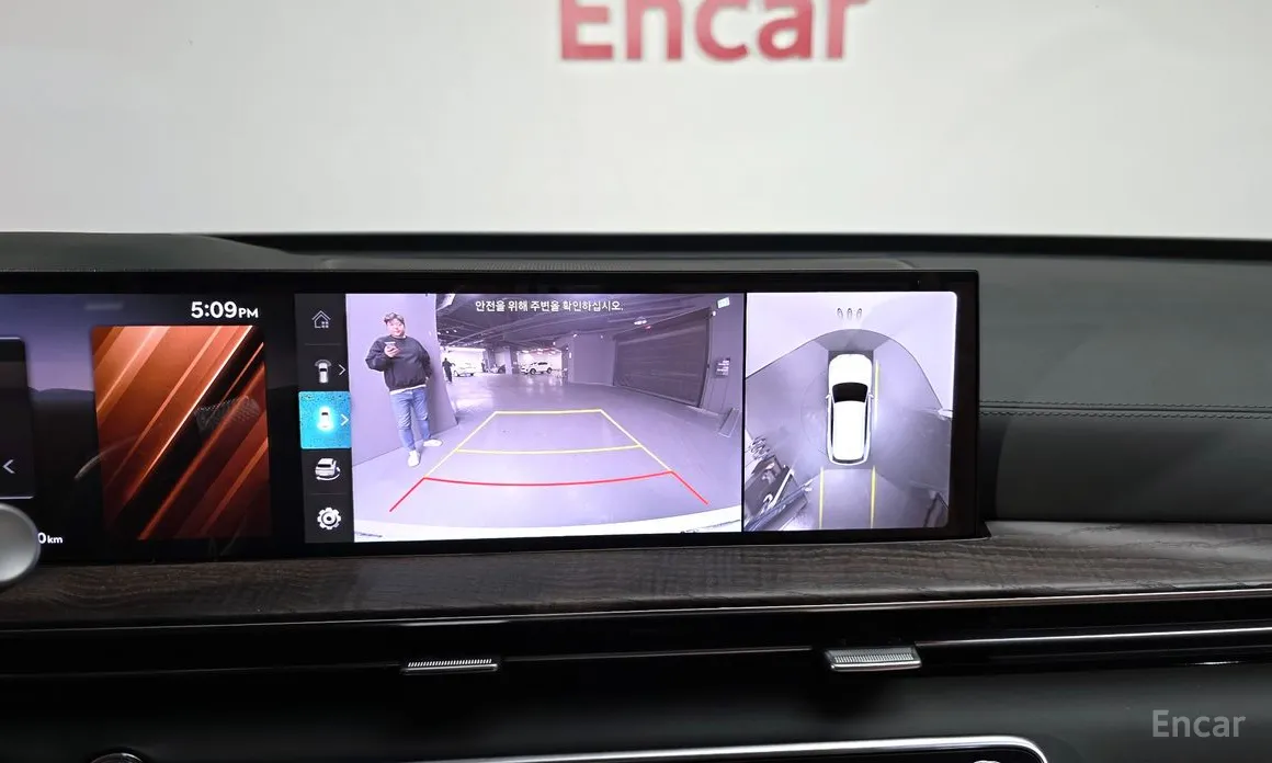 Фото 15 - Genesis GV80