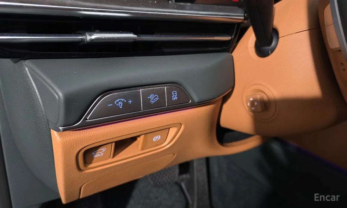 Фото 16 - Genesis GV80