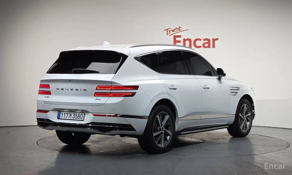 Фото 2 - Genesis GV80