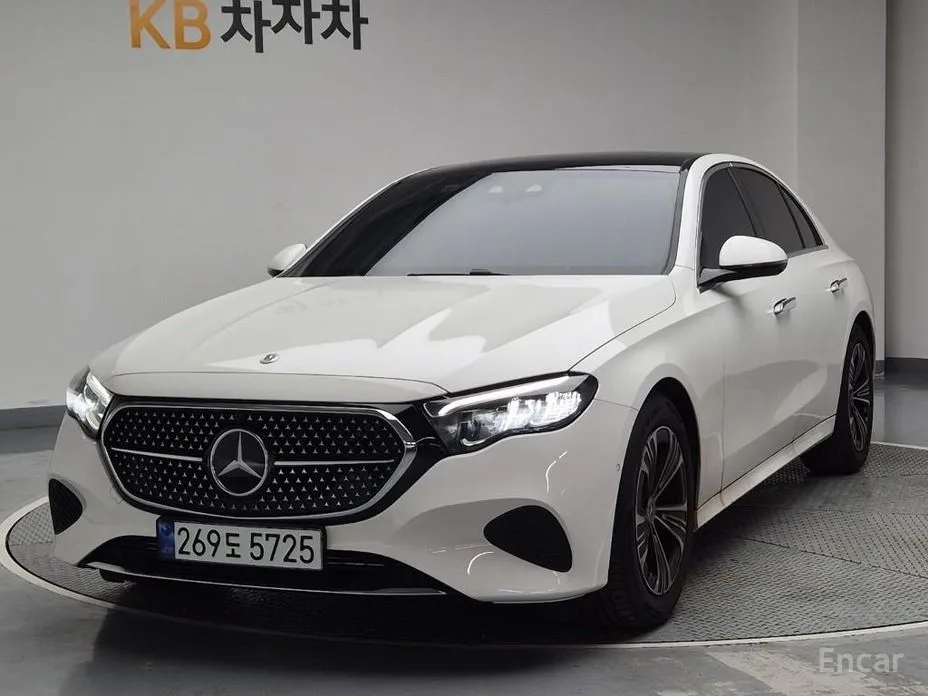 Фото 1 - Mercedes-Benz E-Class