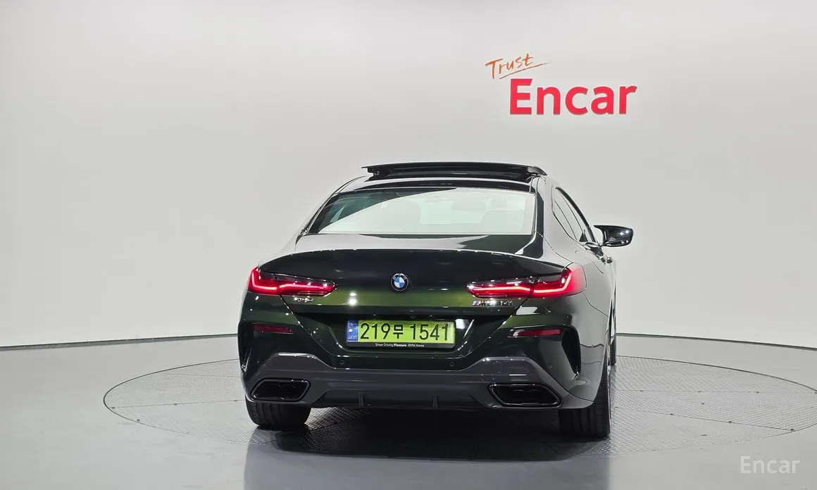 Фото 4 - BMW 8 Series