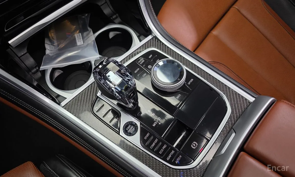 Фото 9 - BMW 8 Series