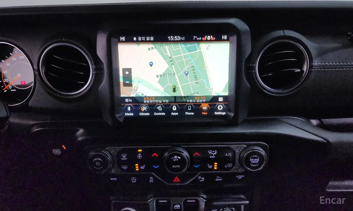 Фото 15 - Jeep Wrangler