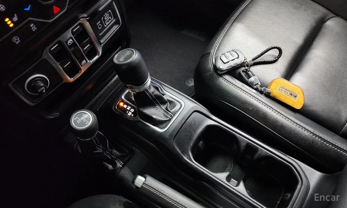 Фото 9 - Jeep Wrangler