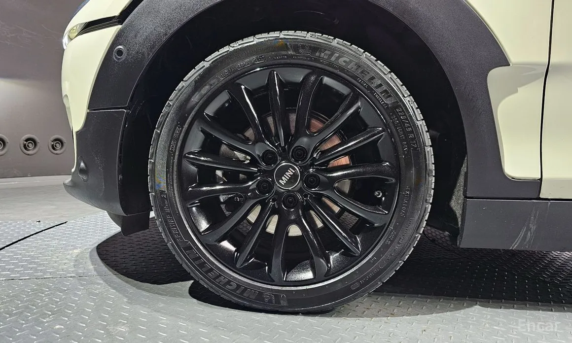 Фото 5 - Mini Clubman