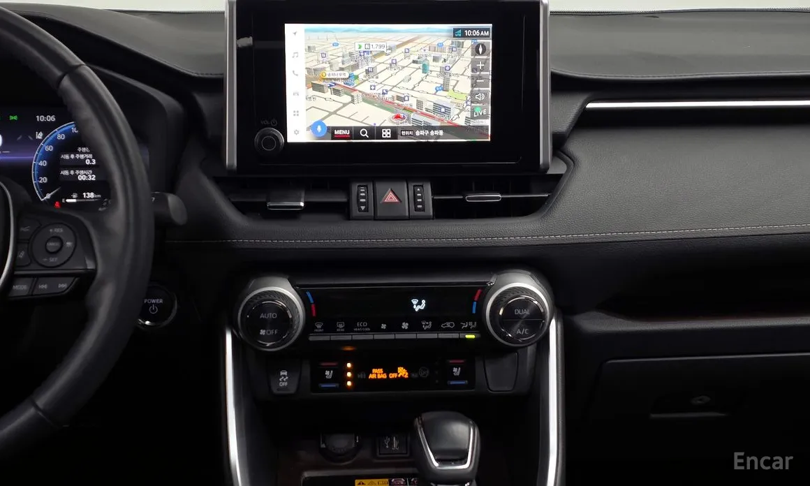 Фото 14 - Toyota RAV4