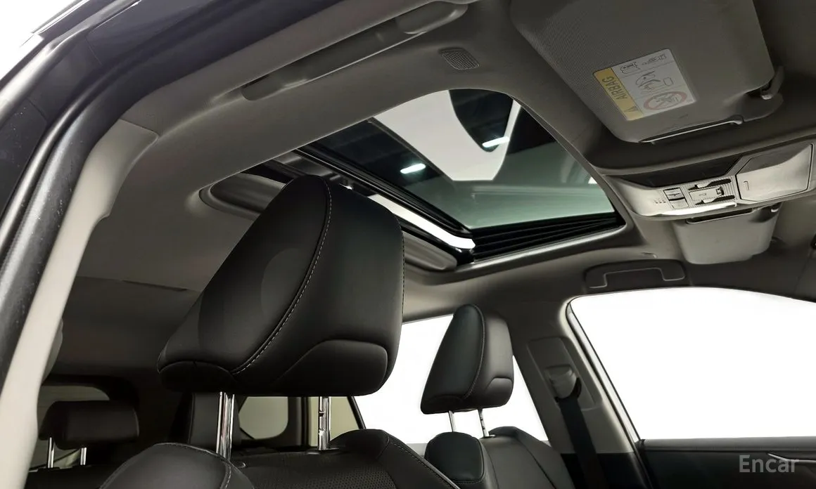 Фото 16 - Toyota RAV4