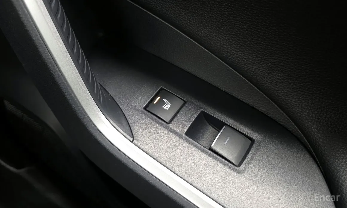 Фото 19 - Toyota RAV4