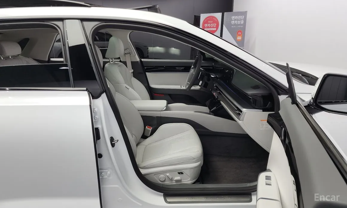 Фото 10 - Hyundai Grandeur