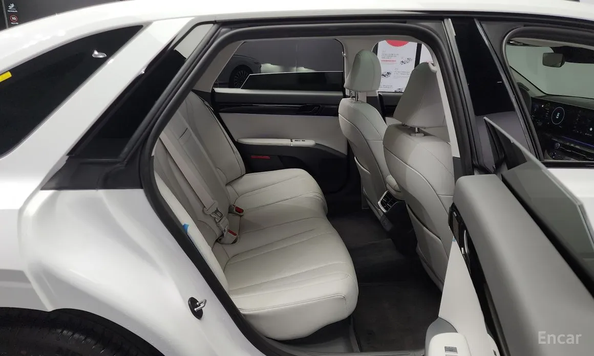 Фото 12 - Hyundai Grandeur