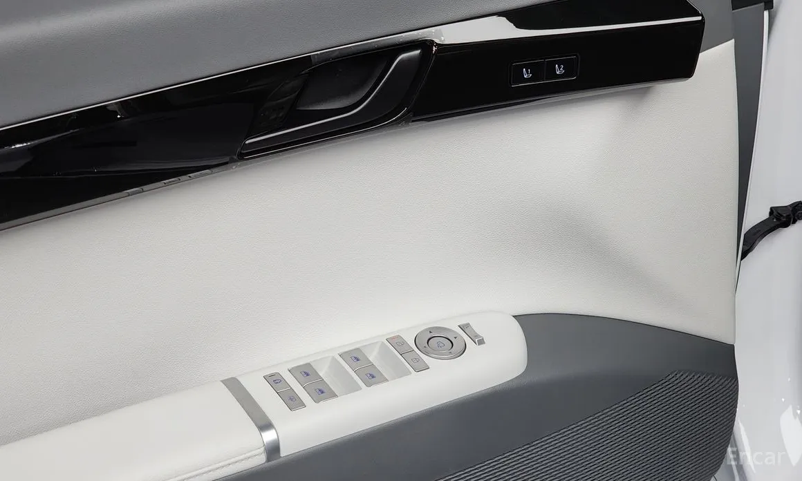 Фото 13 - Hyundai Grandeur