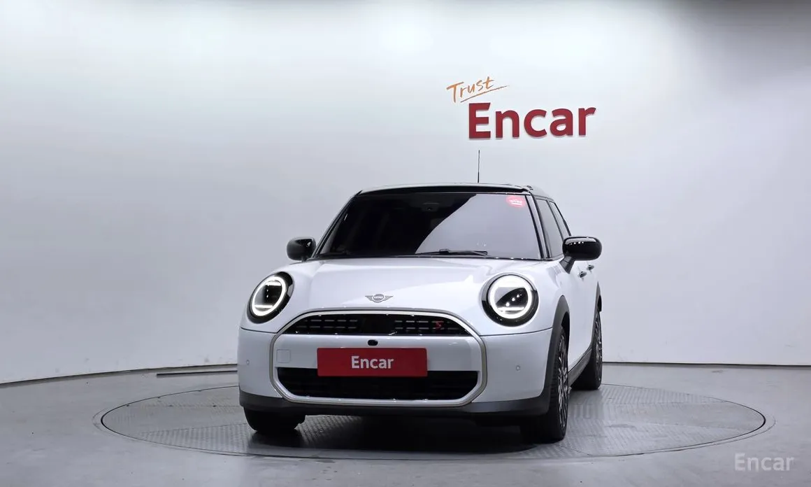 Фото 3 - Mini Cooper