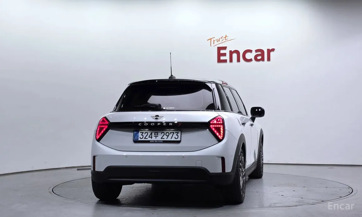 Фото 4 - Mini Cooper