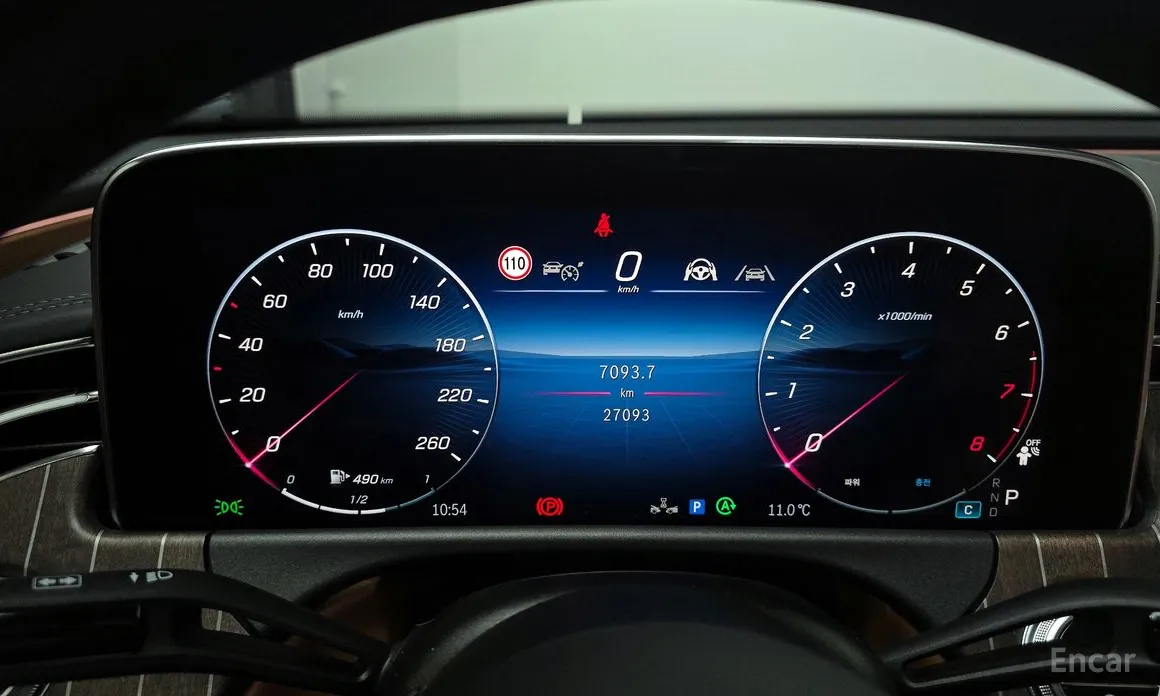 Фото 8 - Mercedes-Benz E-Class