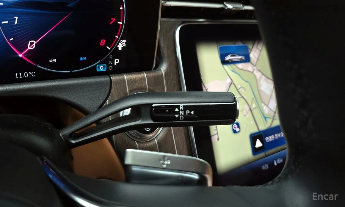 Фото 9 - Mercedes-Benz E-Class