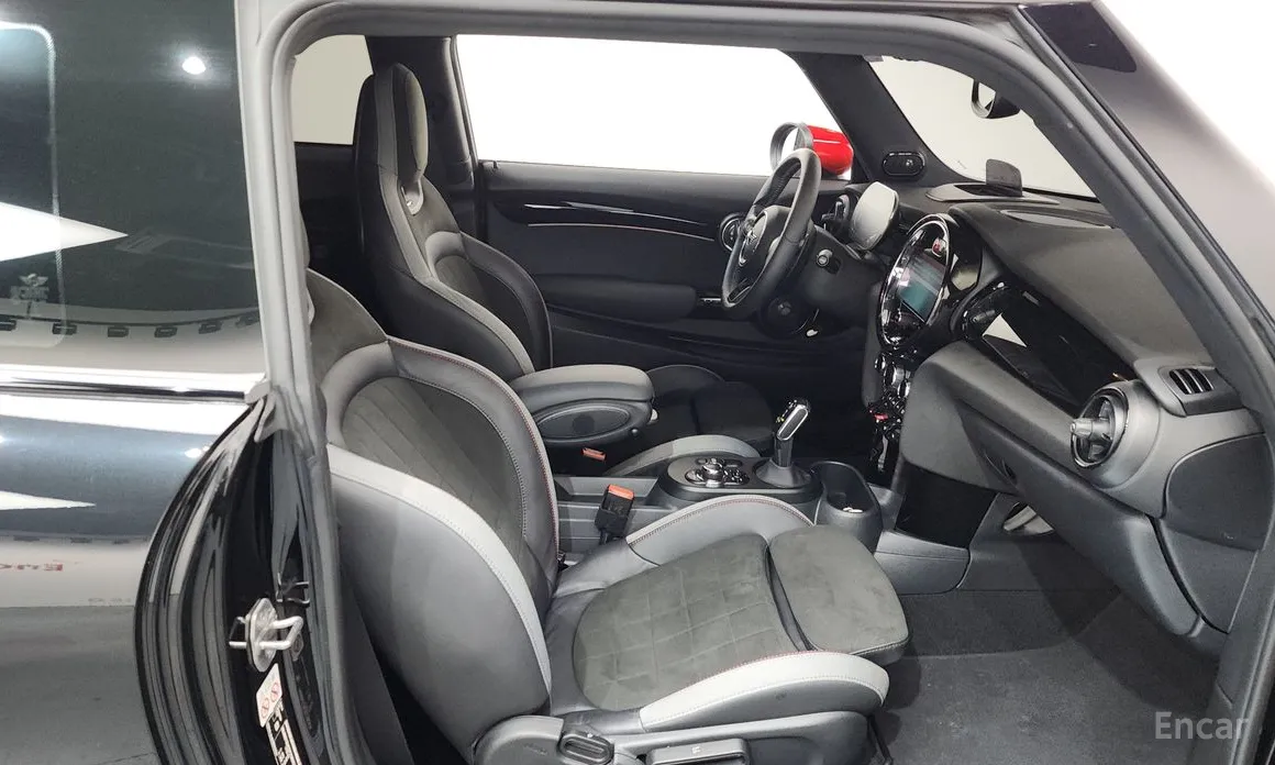 Фото 11 - Mini Cooper