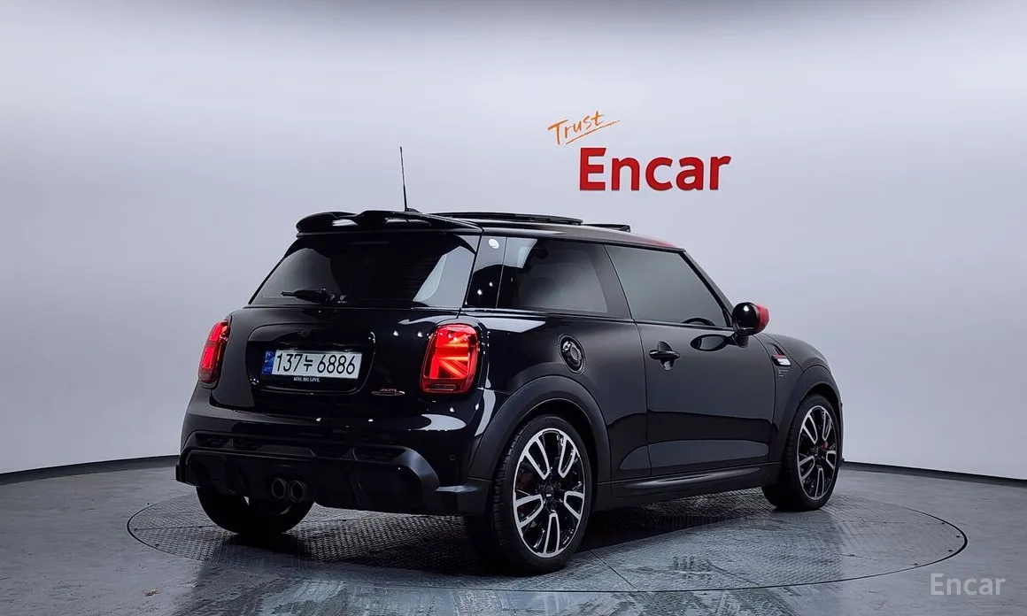 Фото 2 - Mini Cooper