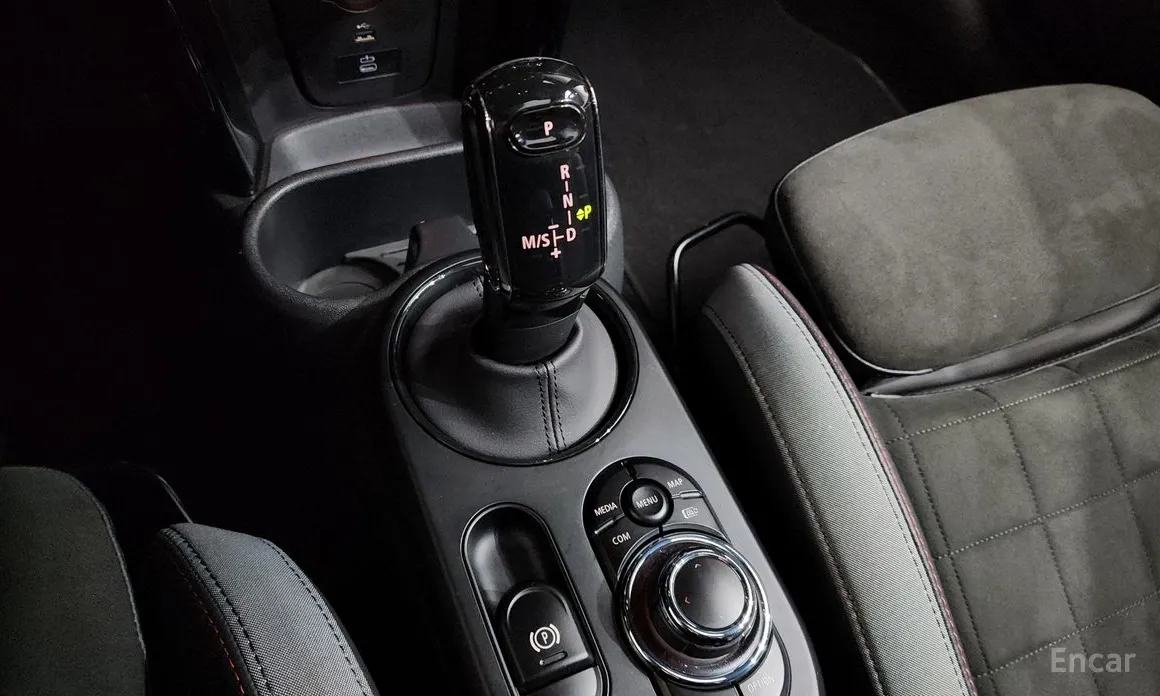 Фото 9 - Mini Cooper