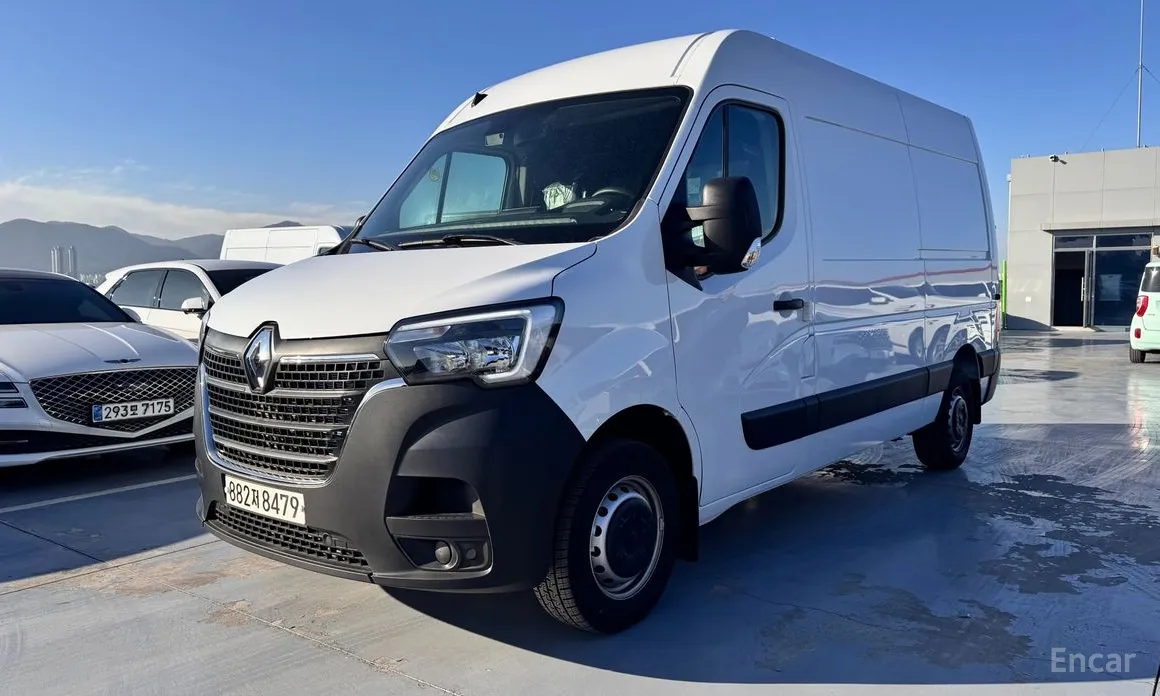 Фото 2 - Renault Master