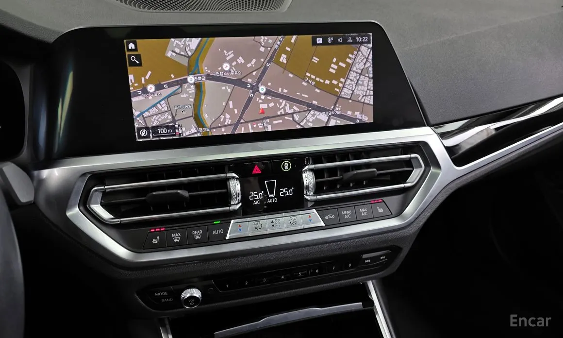 Photo 14 - BMW 3 Series