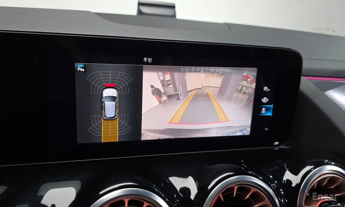 Фото 14 - Mercedes-Benz EQA