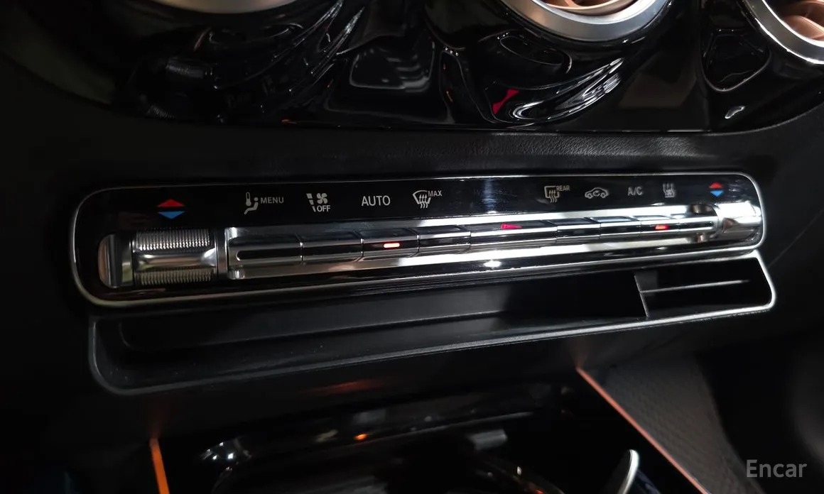 Фото 16 - Mercedes-Benz EQA