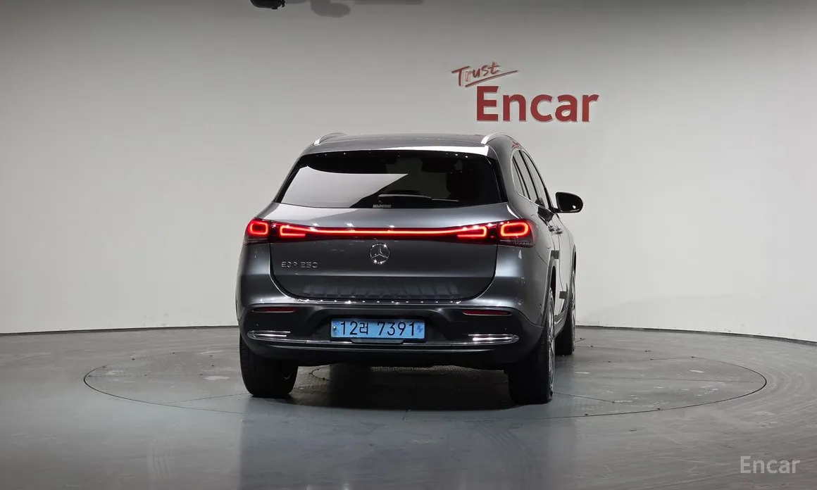 Фото 4 - Mercedes-Benz EQA