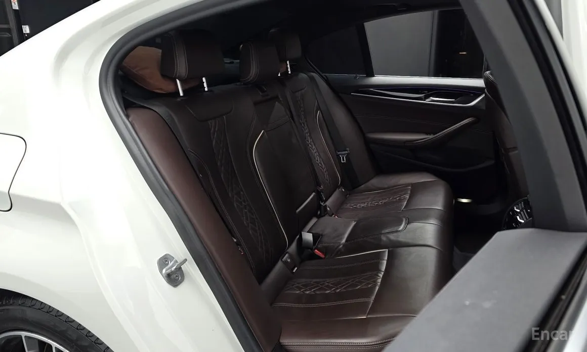 Фото 11 - BMW 5 Series