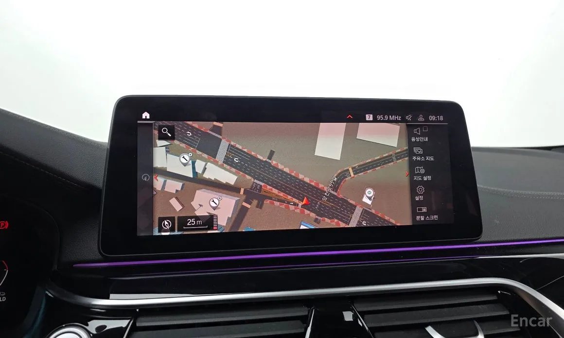 Фото 14 - BMW 5 Series